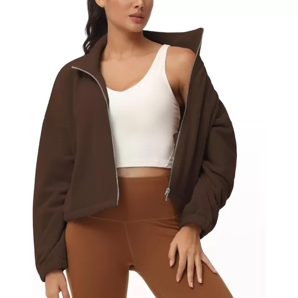 THE GYM PEOPLE Womens Fleece Cropped Jacket Full Zip Stand Collar Workout Short Sherpa Coats with Pockets Drawstring HemBrown