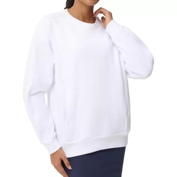 THE GYM PEOPLE Womens Loose Fit Sweatshirt Long Sleeve Crewneck Cotton Boxy Fall Workout Pullover Tops with PocketsWhite
