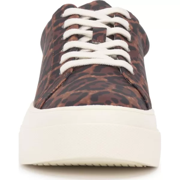 Jessica Simpson Women's Caitrona2 Sneaker