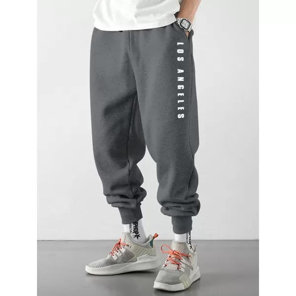 WDIRARA Men's Cartoon Bear Print Drawstring Waist Sweatpants with Pocket