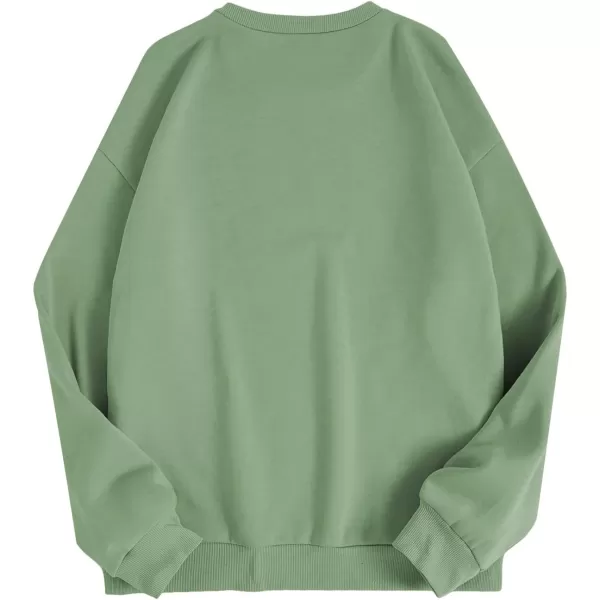WDIRARA Men's Letter Graphic Round Neck Long Sleeve Sweatshirt Casual Tops