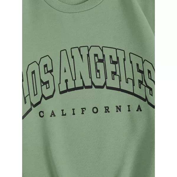 WDIRARA Men's Letter Graphic Round Neck Long Sleeve Sweatshirt Casual Tops