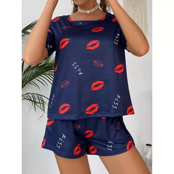 WDIRARA Women's 2 Piece Lip Print Short Sleeve Tee Top and Shorts Pj Set with Eye Cover