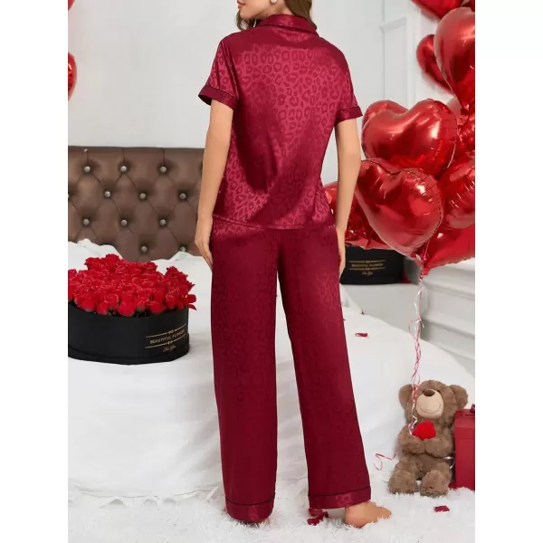 WDIRARA Women's 2 Piece Sleepwear Striped Satin Short Sleeve Shirt and Pants Pajama Set