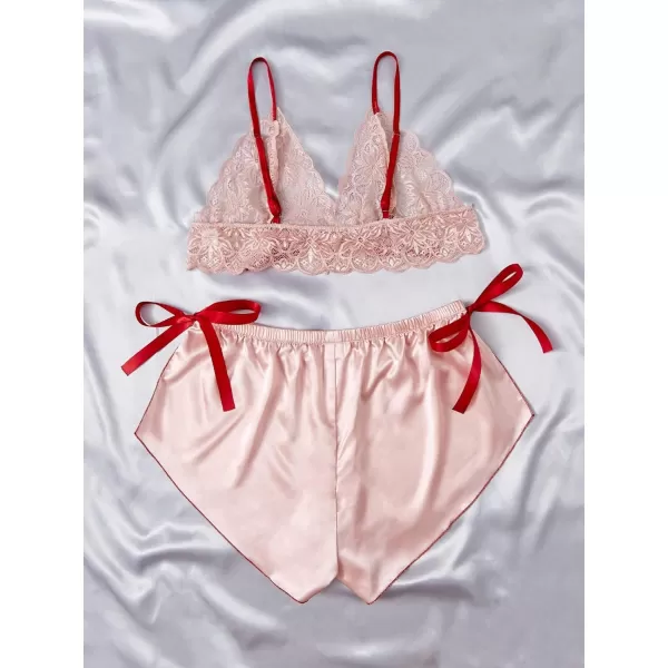 WDIRARA Women's 2Pcs Floral Lace Cami Top with Shorts Sleepwear Pajama Set
