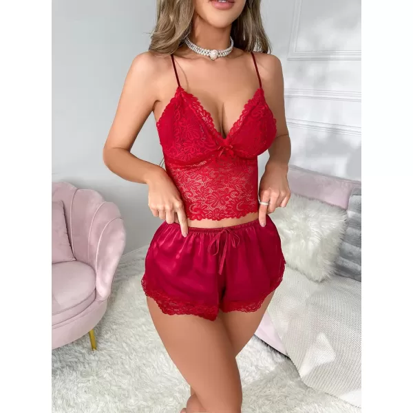 WDIRARA Women's 2Pcs Floral Lace Cami Top with Shorts Sleepwear Pajama Set