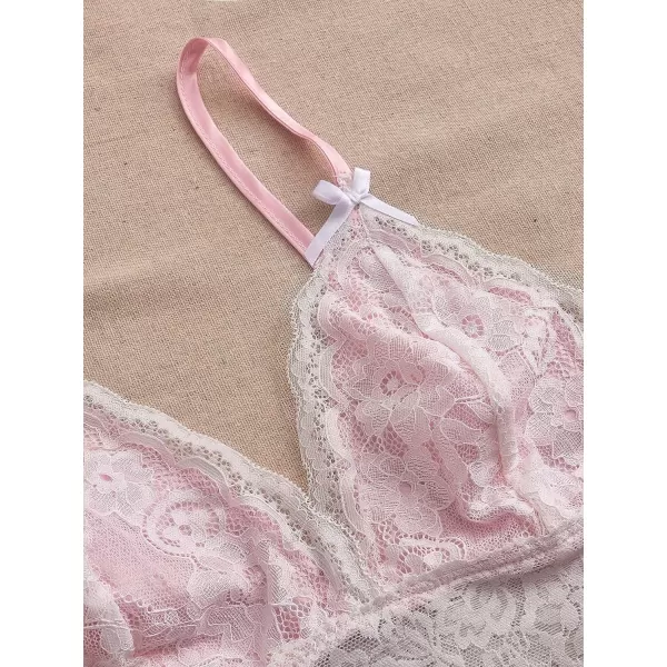 WDIRARA Women's 2Pcs Floral Lace Cami Top with Shorts Sleepwear Pajama Set