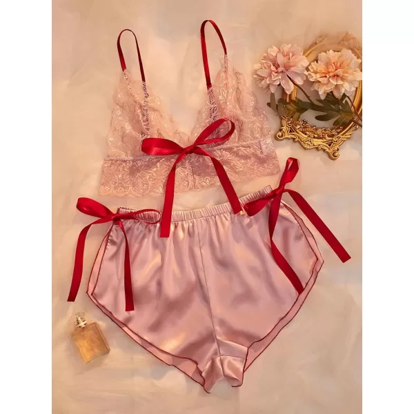 WDIRARA Women's 2Pcs Floral Lace Cami Top with Shorts Sleepwear Pajama Set
