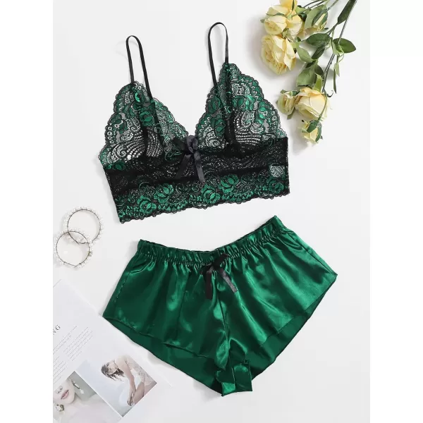 WDIRARA Women's 2Pcs Floral Lace Cami Top with Shorts Sleepwear Pajama Set