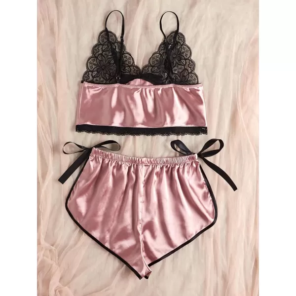 WDIRARA Women's 2Pcs Floral Lace Cami Top with Shorts Sleepwear Pajama Set