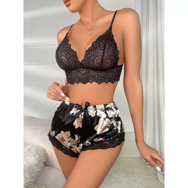 WDIRARA Women's 2Pcs Floral Lace Cami Top with Shorts Sleepwear Pajama Set
