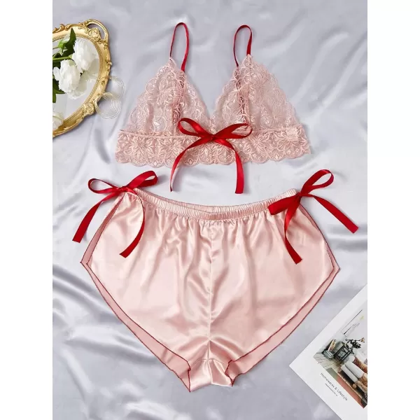 WDIRARA Women's 2Pcs Floral Lace Cami Top with Shorts Sleepwear Pajama Set