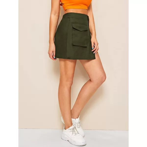 WDIRARA Women's Cargo Skirt Utility Asymmetrical Slit High Waist Wrap Mini Skirt with Buckle Black Plaid XS