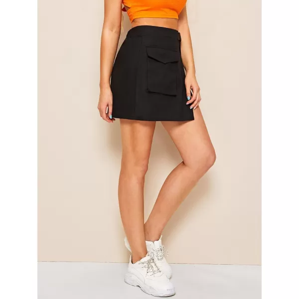 WDIRARA Women's Cargo Skirt Utility Asymmetrical Slit High Waist Wrap Mini Skirt with Buckle Black Plaid XS