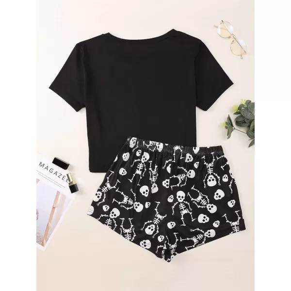 WDIRARA Women's Cartoon Cow Print Short Sleeve Tee and Shorts Pajama Set
