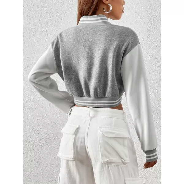 WDIRARA Women's Casual Button Down Letter Patched Color Block Crop Varsity Jacket Outerwear