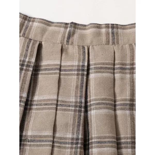 WDIRARA Women's Casual Plaid High Waist Pleated A-Line Uniform Mini Skirt