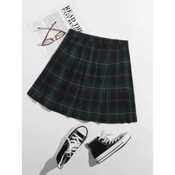WDIRARA Women's Casual Plaid High Waist Pleated A-Line Uniform Mini Skirt
