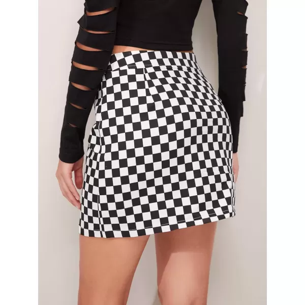 WDIRARA Women's Elegant Mid Waist Above Knee O-Ring Zipper Plaid Mini Skirt