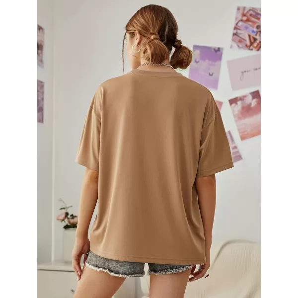 WDIRARA Women's Graphic Short Sleeve Drop Shoulder Oversized Tee Round Neck T Shirts