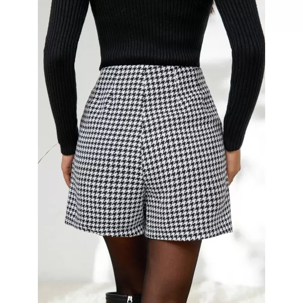 WDIRARA Women's Houndstooth High Waist Button Front Wide Leg Shorts Elegant Shorts