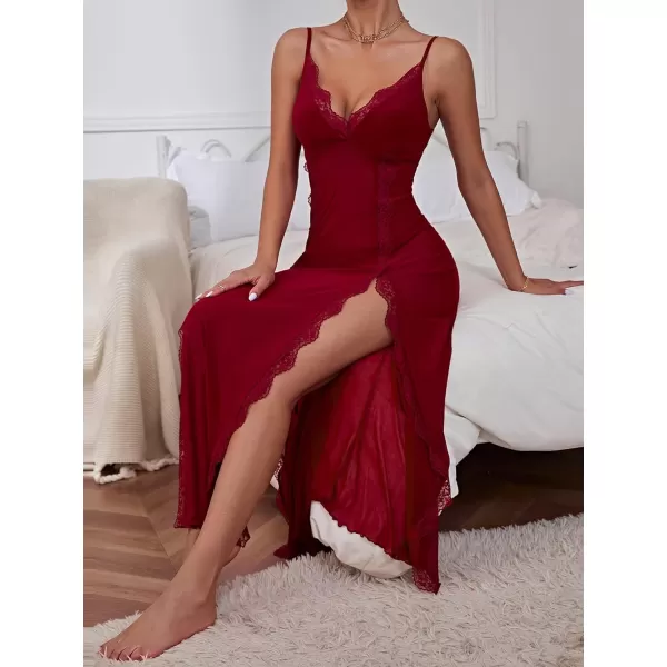 WDIRARA Women's Lace Trim Side Slit V Neck Long Mesh Chemise Nightgown Slip Dress