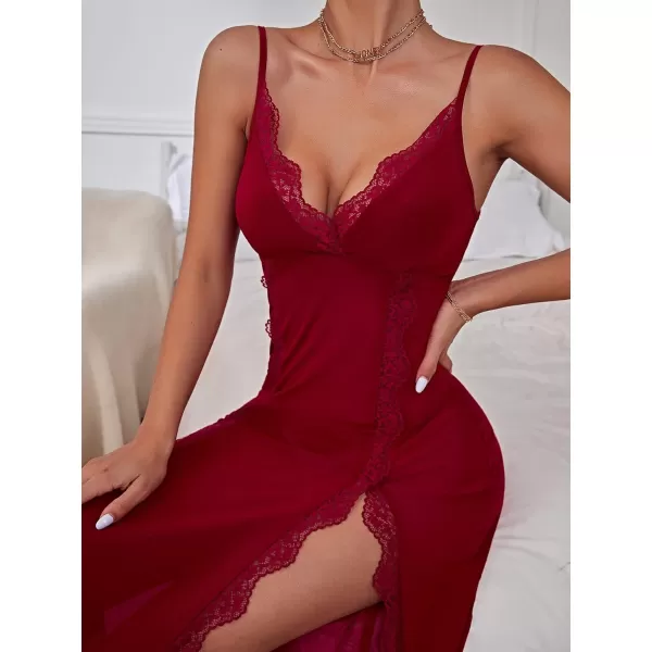 WDIRARA Women's Lace Trim Side Slit V Neck Long Mesh Chemise Nightgown Slip Dress