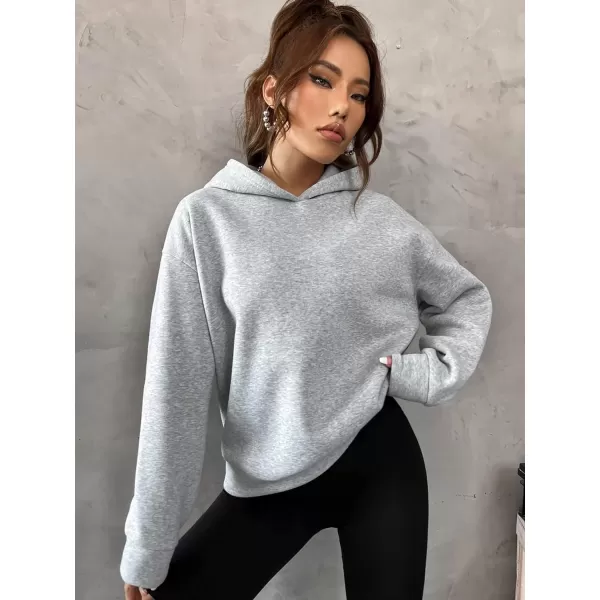 WDIRARA Women's Letter Graphic Drawstring Long Sleeve Pocket Oversized Hoodie