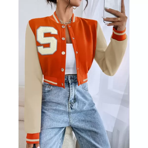 WDIRARA Women's Letter Print Crop Baseball Jacket Bomber Long Sleeve Colorblock Varsity Outerwear