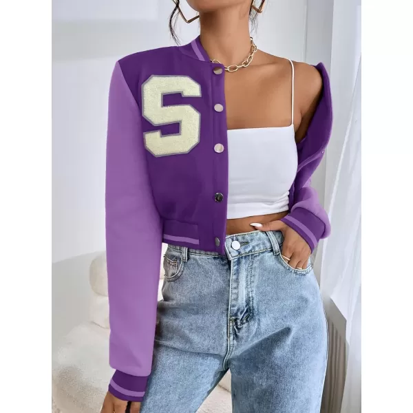WDIRARA Women's Letter Print Crop Baseball Jacket Bomber Long Sleeve Colorblock Varsity Outerwear