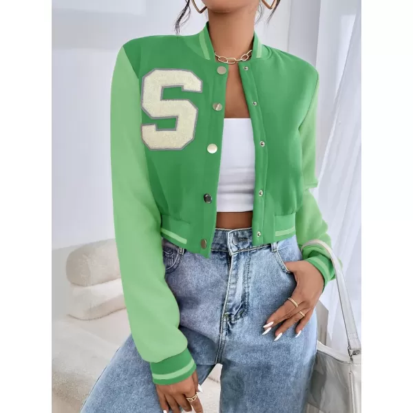 WDIRARA Women's Letter Print Crop Baseball Jacket Bomber Long Sleeve Colorblock Varsity Outerwear