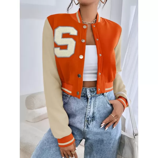 WDIRARA Women's Letter Print Crop Baseball Jacket Bomber Long Sleeve Colorblock Varsity Outerwear