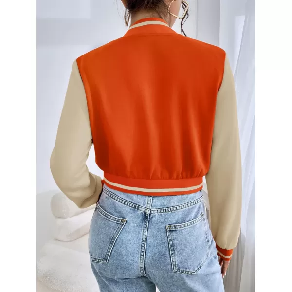 WDIRARA Women's Letter Print Crop Baseball Jacket Bomber Long Sleeve Colorblock Varsity Outerwear
