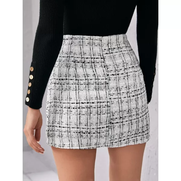WDIRARA Women's Mid Waist Above Knee Casual Plaid Mini Skirt