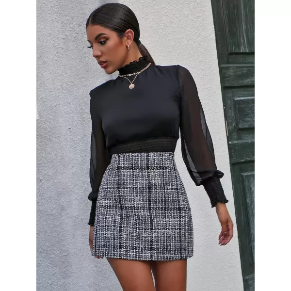 WDIRARA Women's Mid Waist Above Knee Casual Plaid Mini Skirt