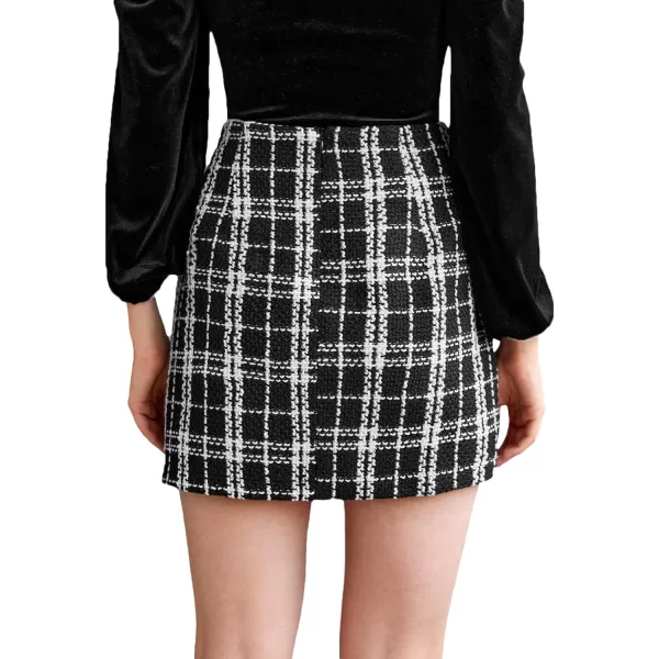WDIRARA Women's Mid Waist Above Knee Casual Plaid Mini Skirt
