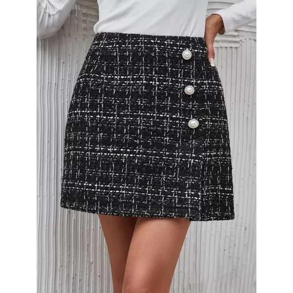 WDIRARA Women's Mid Waist Above Knee Casual Plaid Mini Skirt
