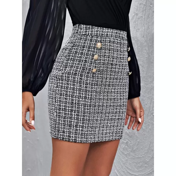 WDIRARA Women's Mid Waist Above Knee Casual Plaid Mini Skirt