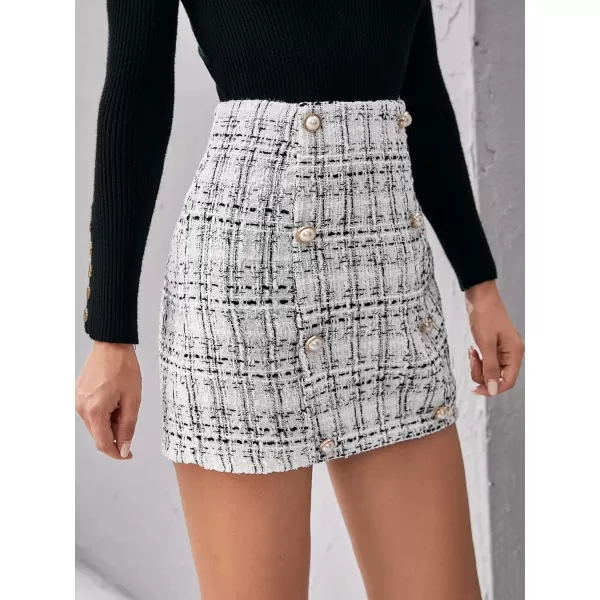 WDIRARA Women's Mid Waist Above Knee Casual Plaid Mini Skirt