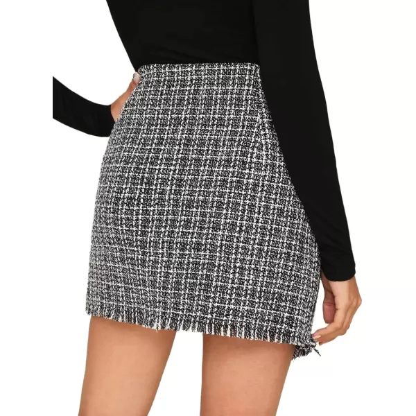 WDIRARA Women's Mid Waist Above Knee Casual Plaid Mini Skirt