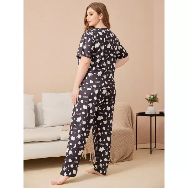 WDIRARA Women's Plus Size 2 Piece Sleepwear Cow Print Short Sleeve Top and Pants Pj Set