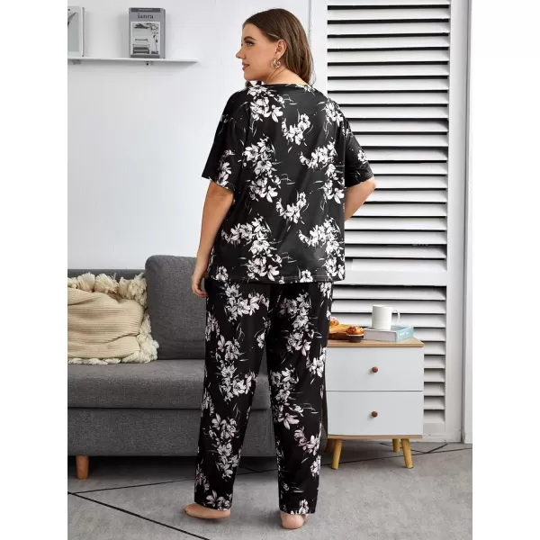 WDIRARA Women's Plus Size 2 Piece Sleepwear Floral Short Sleeve Top and Pants Pajama Set
