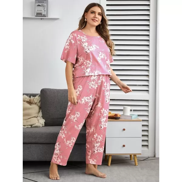 WDIRARA Women's Plus Size 2 Piece Sleepwear Floral Short Sleeve Top and Pants Pajama Set