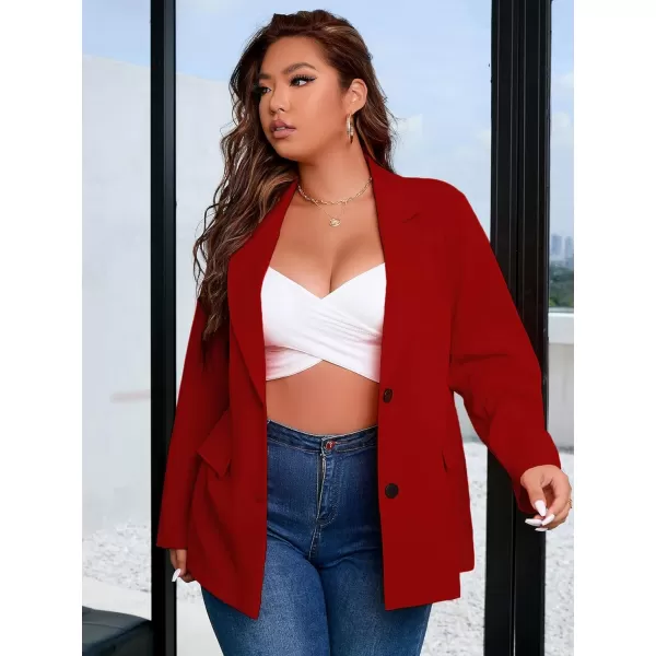 WDIRARA Women's Plus Size Elegant Single Breasted Lapel Collar Solid Casual Work Blazer