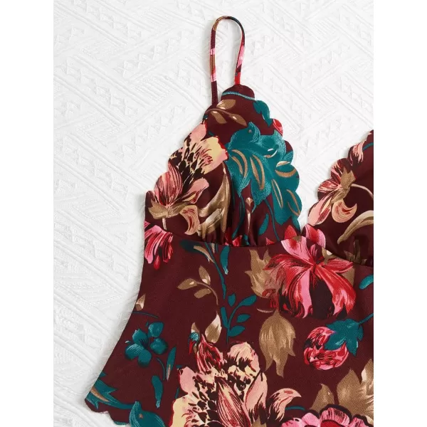 WDIRARA Women's Plus Size Floral Spaghetti Strap Camisole Scallop Trim Cami Bodysuit Top