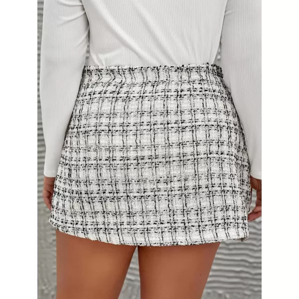 WDIRARA Women's Plus Size High Waisted Plaid Print Wrap Hem Button Front Tweed Mini Skirt