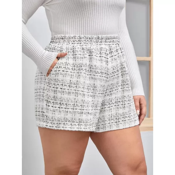 WDIRARA Women's Plus Size High Waisted Plaid Straight Leg Tweed Shorts with Pocket