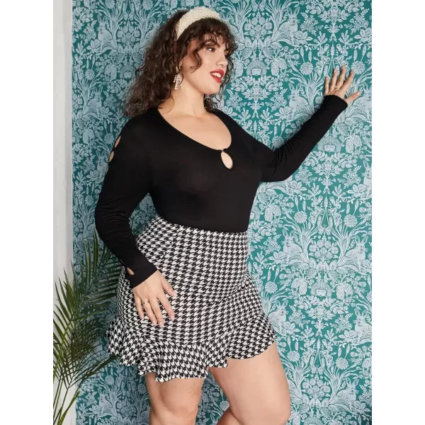 WDIRARA Women's Plus Size Houndstooth Print Ruffle Hem High Waist Bodycon Mini Skirt