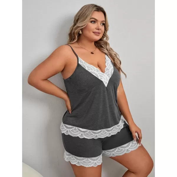 WDIRARA Women's Plus Size Lace Trim Cami Top and Shorts Ribbed Pajama Set Sleepwear