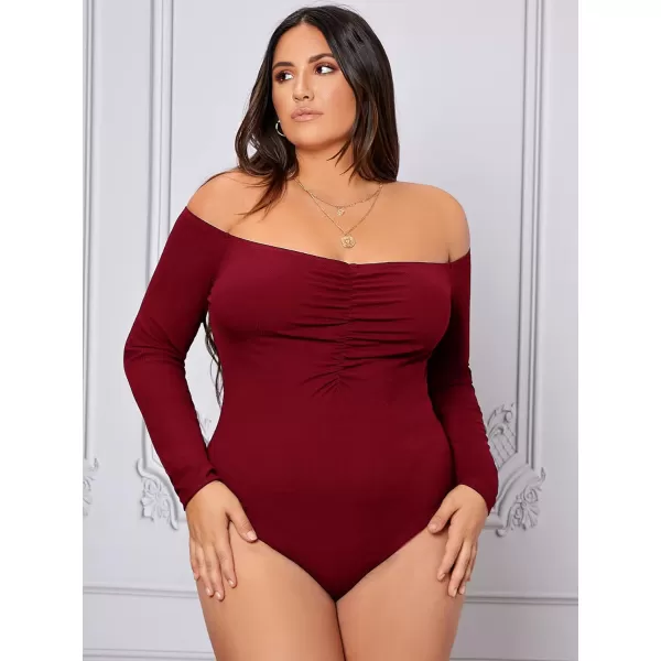 WDIRARA Women's Plus Size Off the Shoulder Long Sleeve Ruched Bodysuit Tops